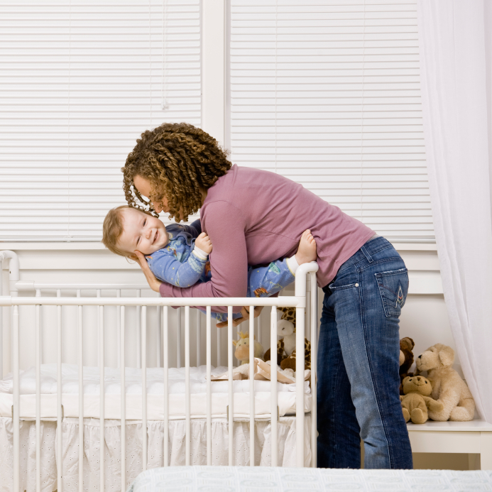 How to Transition from Co-Sleeping to Crib